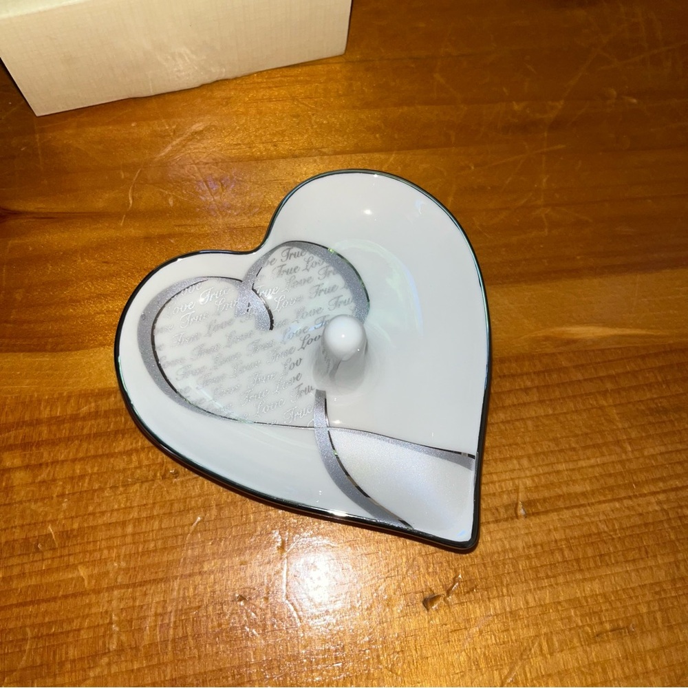 Lenox Heart Shaped Ceramic True Love Ring Holder